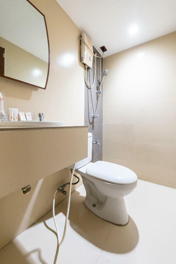 Hôtel Oyo 191 Paradise Apartelle à Manille Extérieur photo