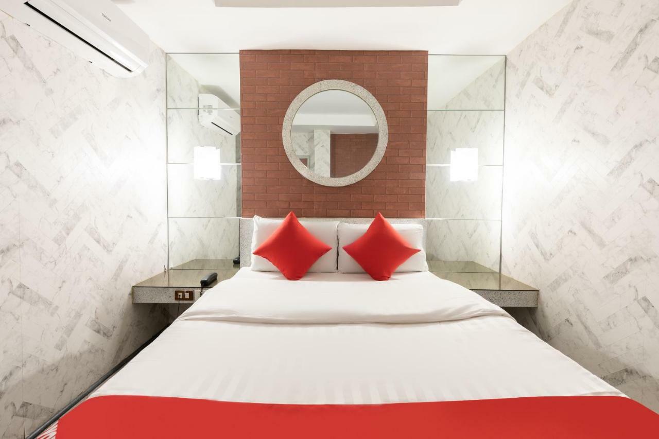 Hôtel Oyo 191 Paradise Apartelle à Manille Extérieur photo
