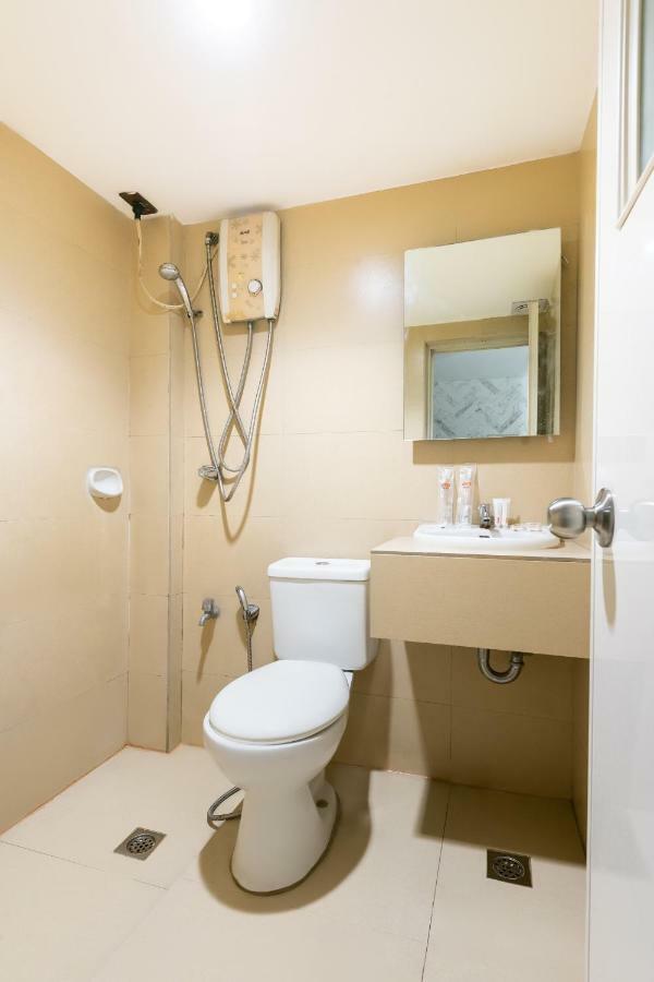 Hôtel Oyo 191 Paradise Apartelle à Manille Extérieur photo