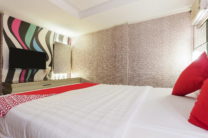 Hôtel Oyo 191 Paradise Apartelle à Manille Extérieur photo